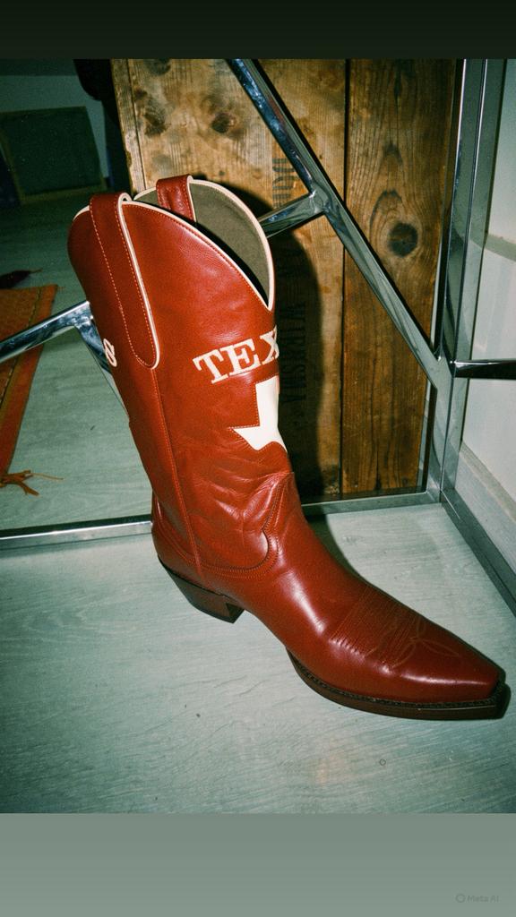 Oude rode laarzen van Gringo „TEXAS”, Kleding | Dames, Schoenen, Hoge laarzen, Nieuw, Ophalen of Verzenden, Rood