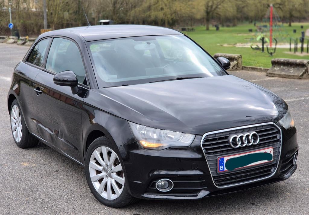Audi A1 16tdi 2010.130mkm 1prop gps clima Cruise 4700€, Auto's, Euro 5, A1, Zwart, 1600 cc