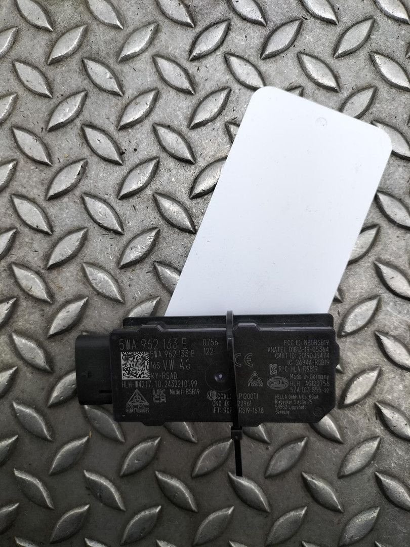 FORD TOURNEO CONNECT SK LWB ANTENNE 5WA962133E 2024, Autos : Divers, Autoradios, Enlèvement ou Envoi