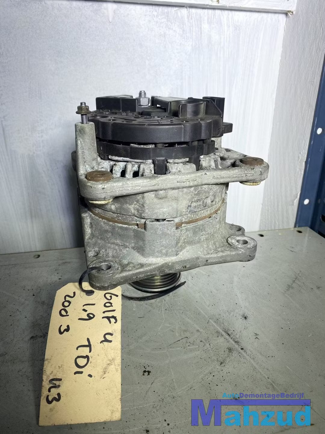 VW AG GOLF 4 1.9 TDI Dynamo 90A 038903023L, Auto-onderdelen, Gebruikt, Volkswagen, Volkswagen AG, Vw@volkswagen.de