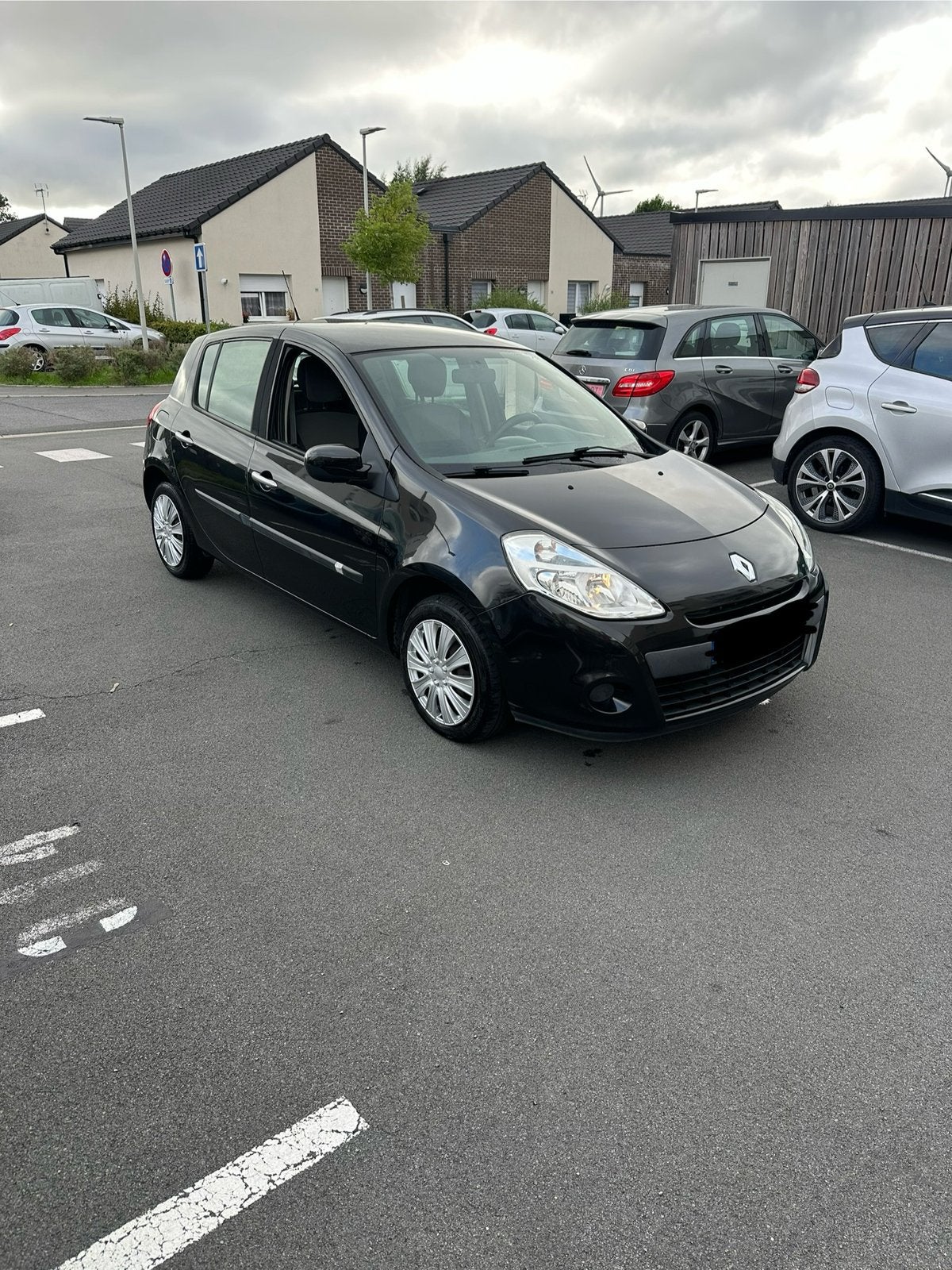 Clio 3 1.2 16v 110000kms phase 2, Autos, Achat, Particulier, Climatisation automatique, Essence