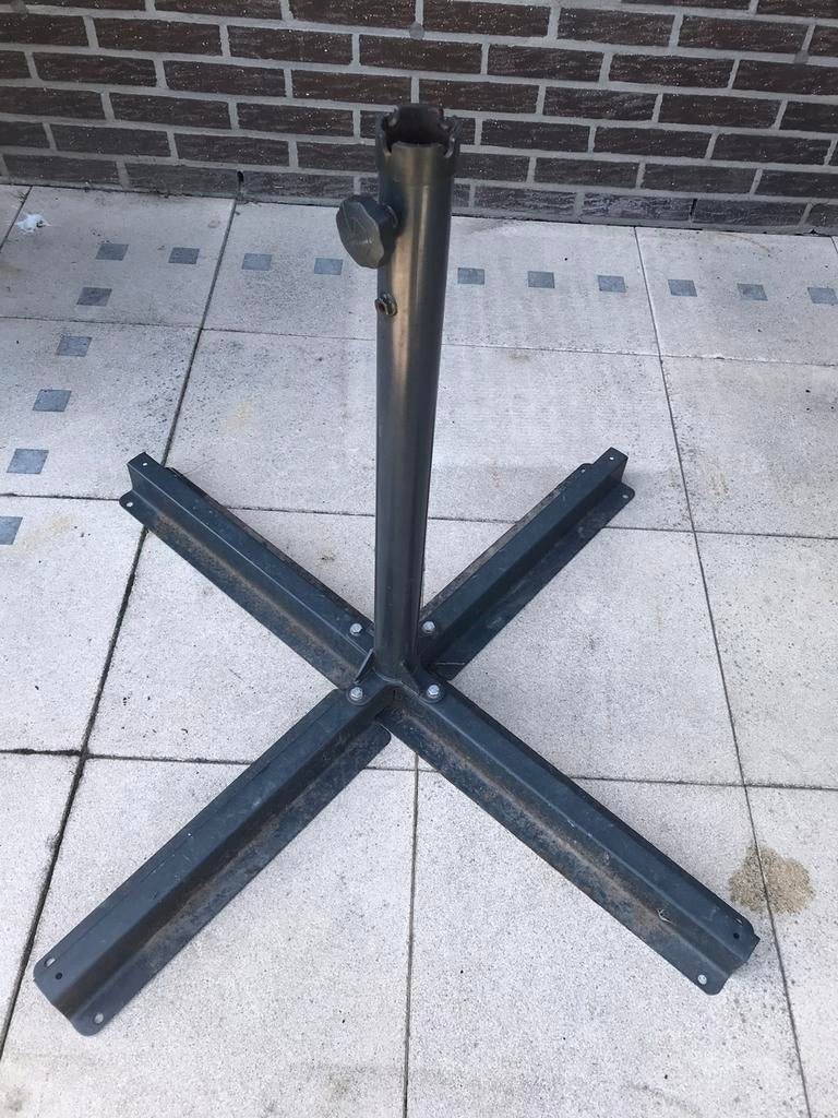 Parasol voet heel stevig, Ophalen, Zo goed als nieuw