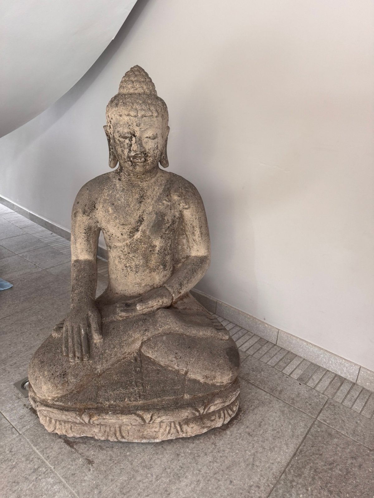 Buddha beeld, Enlèvement, Comme neuf