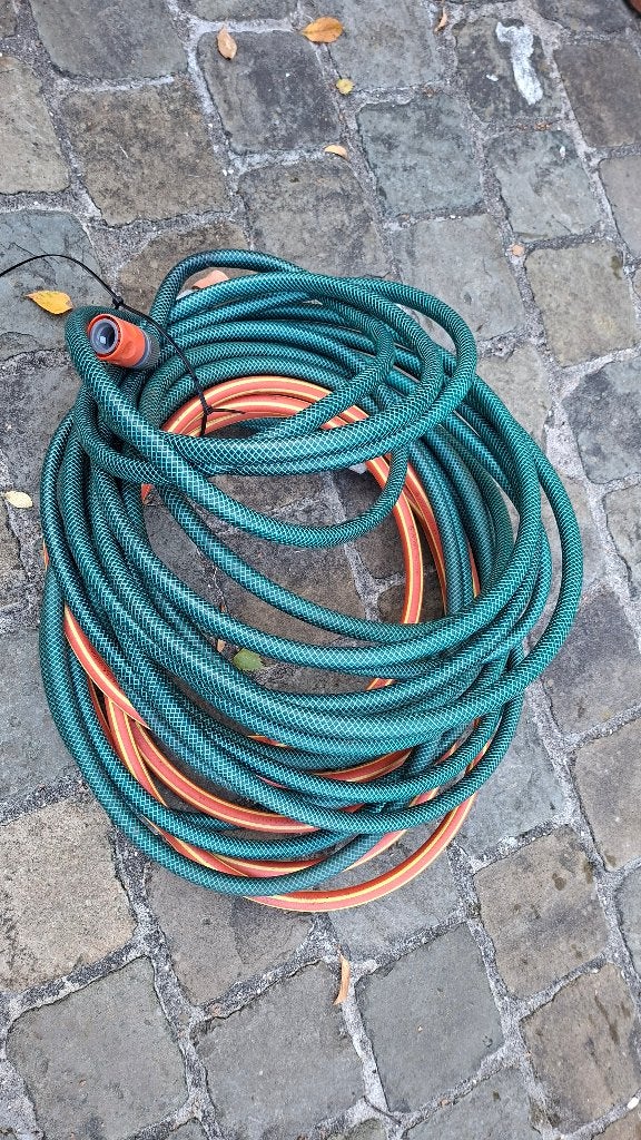 tuyau d'arrosage Gardena 27 mètres, Jardin & Terrasse, Enlèvement ou Envoi, Utilisé, Tuyau d'arrosage