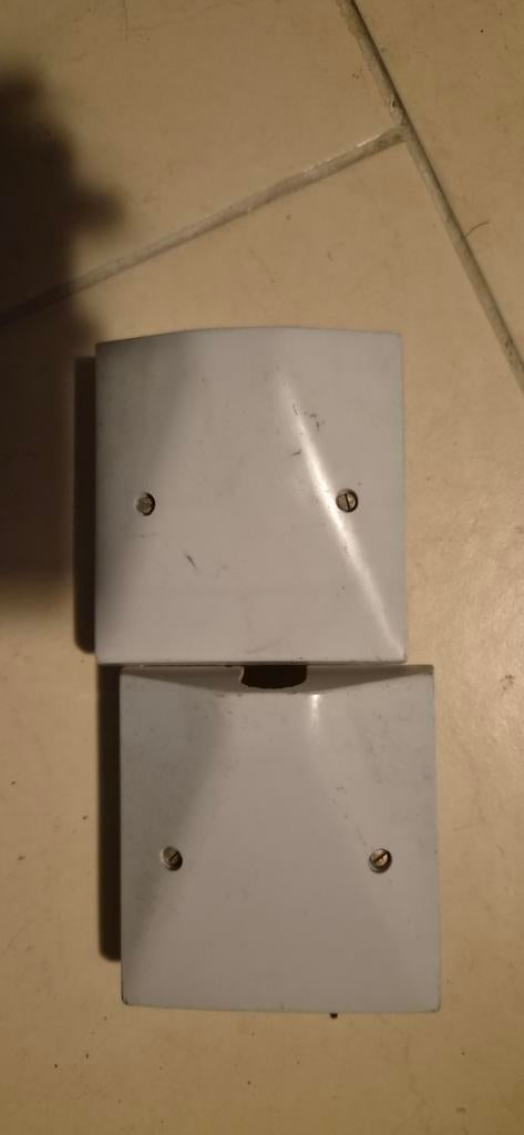 Les 2 prise pour 10 euros, Bricolage & Construction, Enlèvement