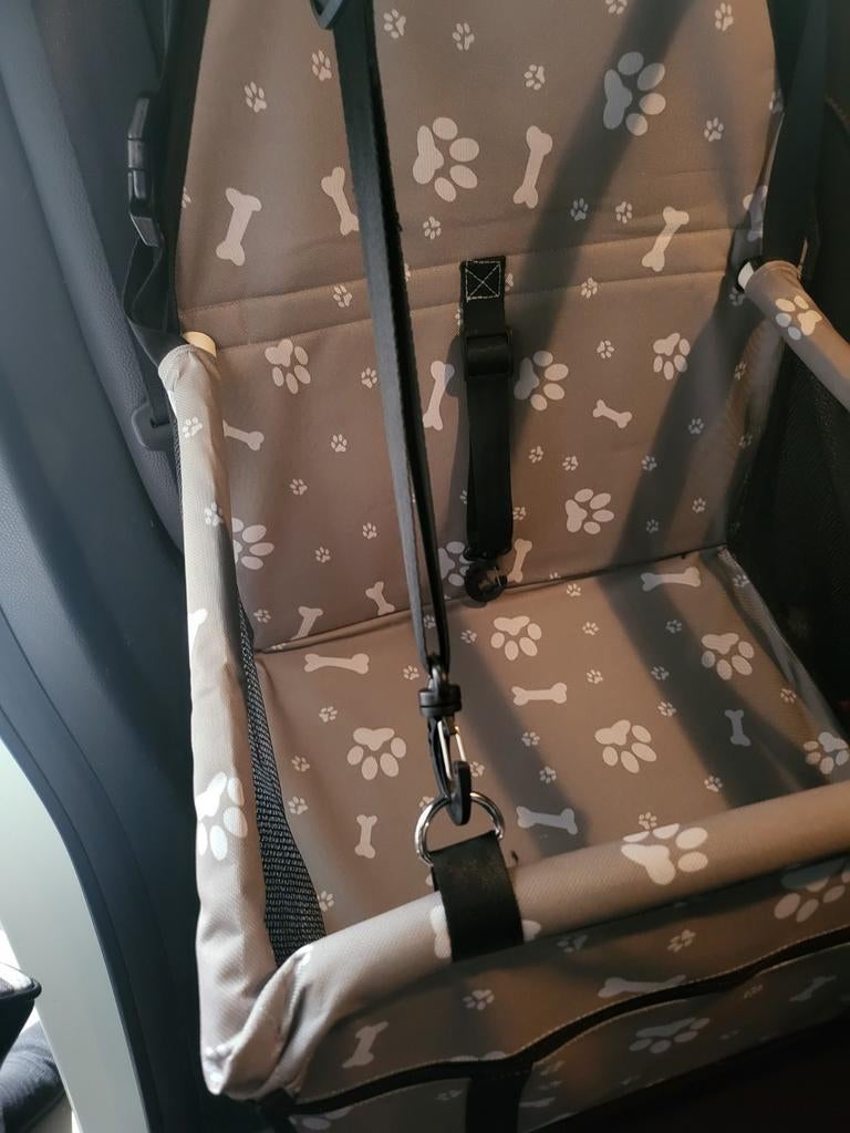 Procurez-vous un nouveau siège auto pour chien 15€, Enlèvement