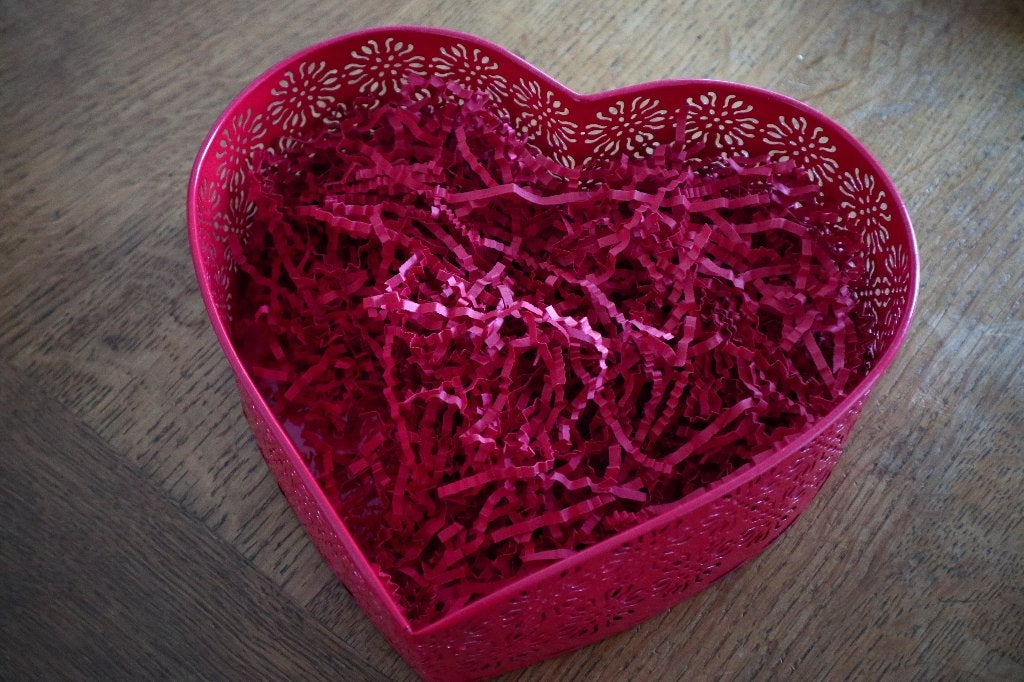 Panier métallique rouge en forme de coeur, Ophalen, Zo goed als nieuw, Rood, Metaal