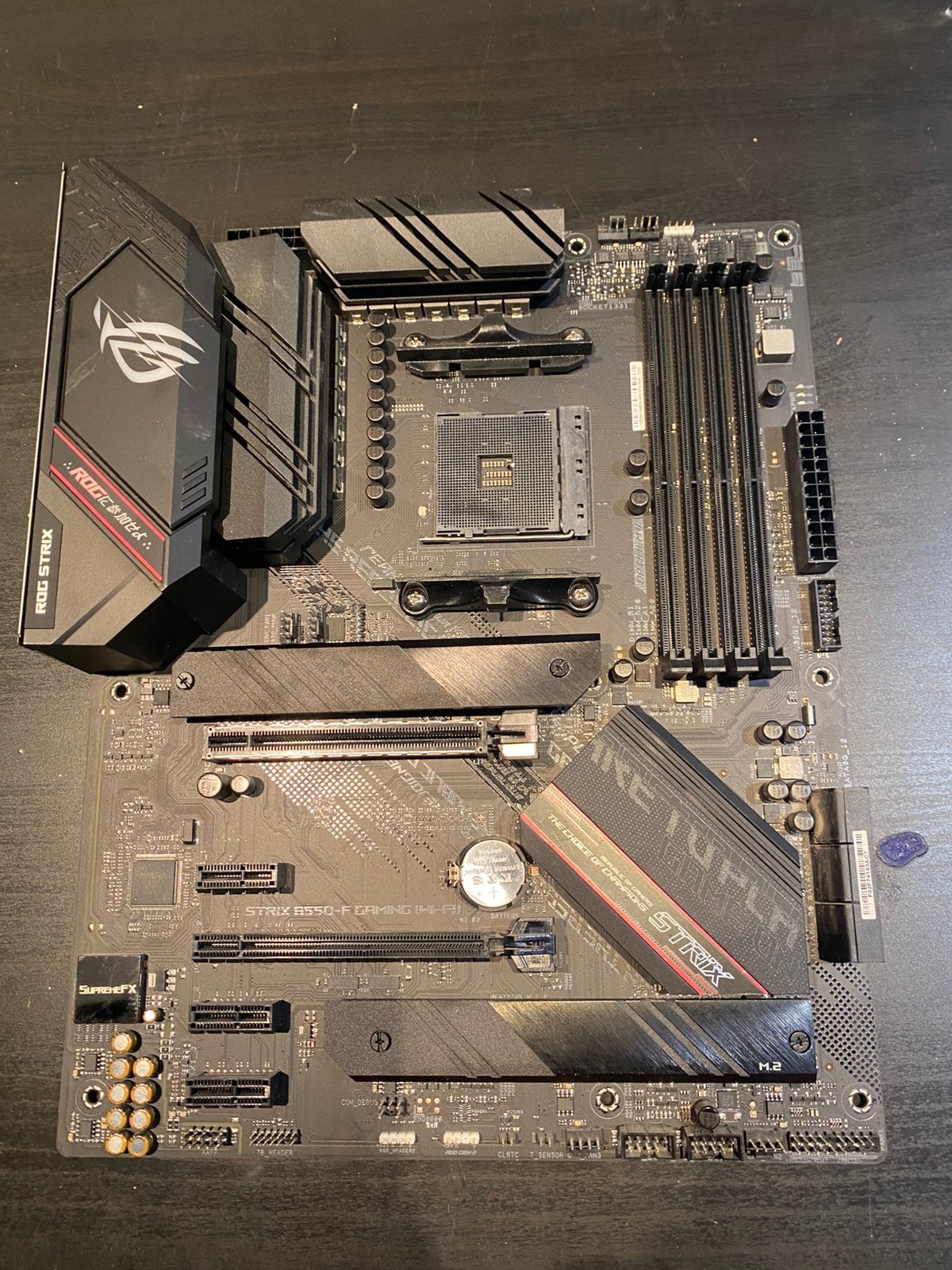 ASUS ROG STRIX B550-F GAMING (WI-FI), Informatique & Logiciels, Enlèvement ou Envoi, Utilisé, AMD, DDR4