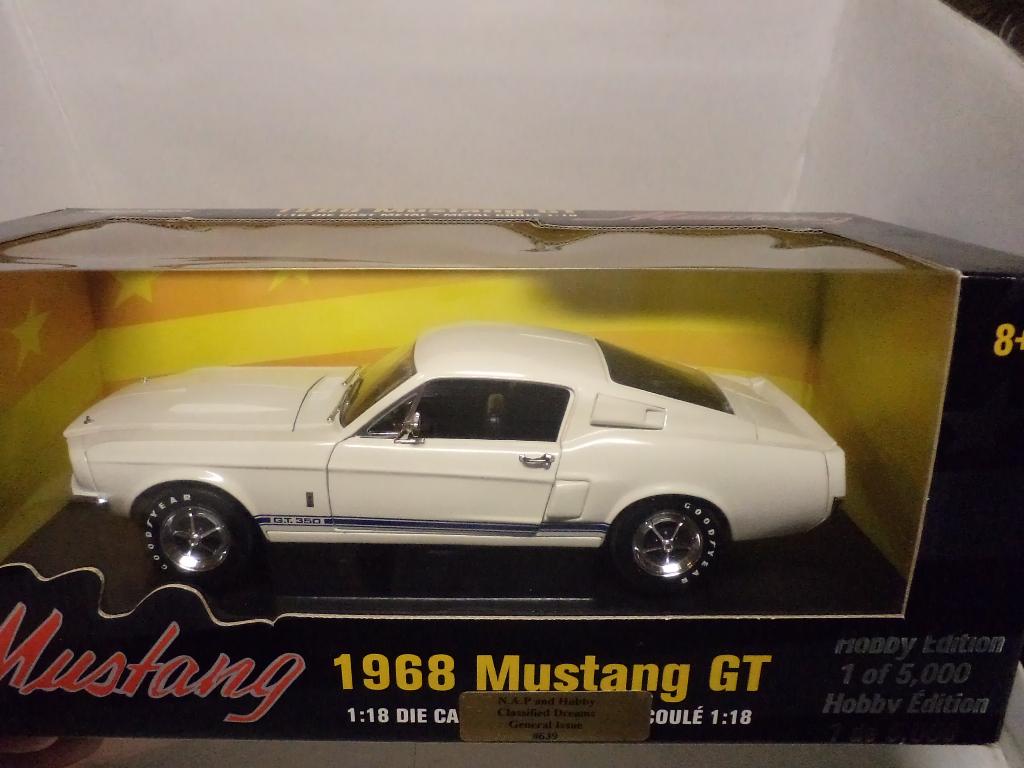 Ford Mustang GT 1968 ERTL 1/5000pcs, Enlèvement ou Envoi, Comme neuf, Voiture, ERTL