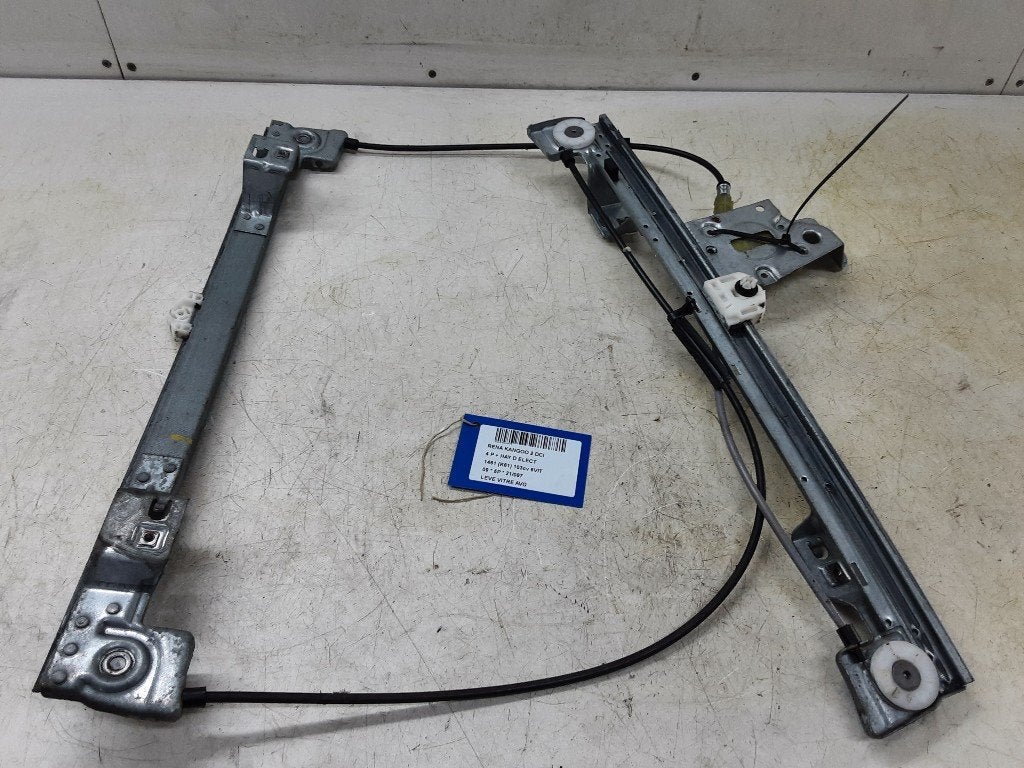 RAAMMECHANIEK LINKS VOOR Renault Kangoo / Grand Kangoo (KW), Gebruikt, Renault, Peter-Huppertz-Straße 5
51063  Köln, DE, Dialog.deutschland@renault.de
