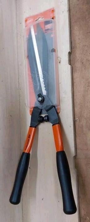 Taille-haie professionnel Bahco Pradines P51F., Enlèvement