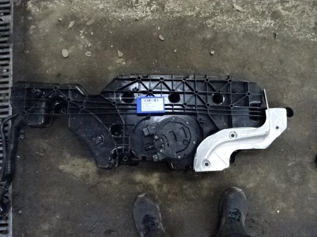 RESERVOIR ADBLUE Mercedes-Benz A (177.0) (A0994712500), Mercedes-Benz, Mevr. I. Hauben, Utilisé, Rue de l'Espoir 34 34
4030  GRIVEGNÉE, BE