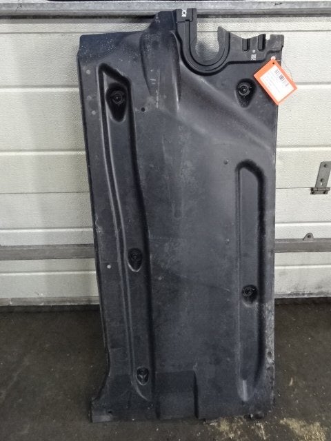 CACHE SOUS MOTEUR Audi A3 Sportback (8VA / 8VF), Mevr. I. Hauben, Audi, Utilisé, Rue de l'Espoir 34 34
4030  GRIVEGNÉE, BE