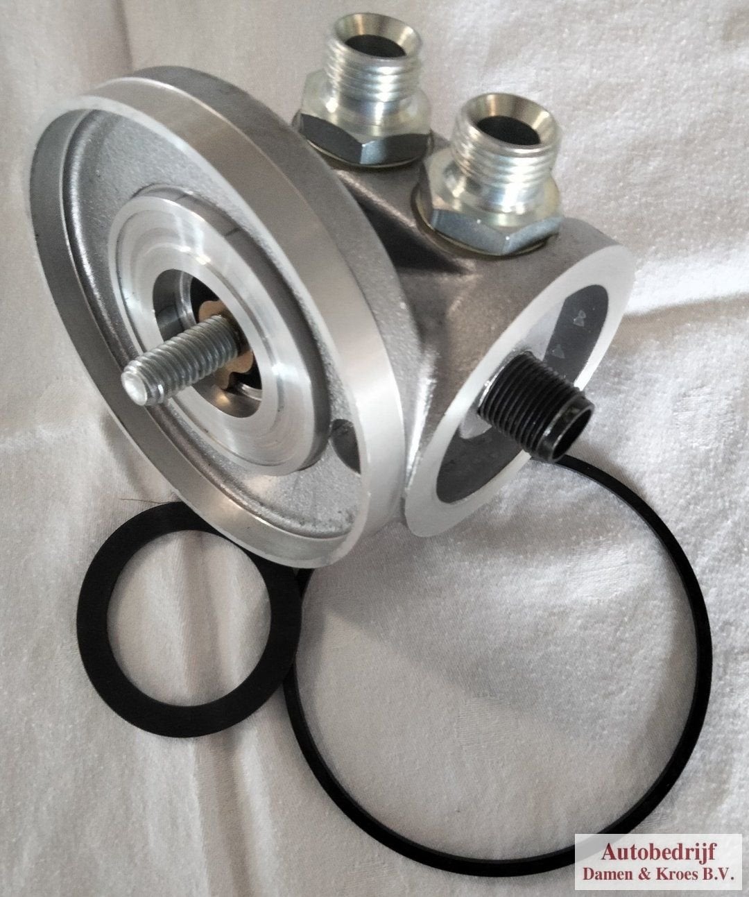 Spin-on oliefilter adapter TT1286A Triumph TR6, Autos : Pièces & Accessoires, Neuf, -, Autres marques automobiles, -