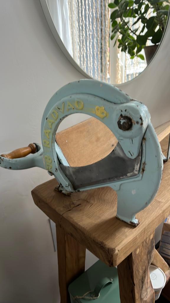 Raadvad snijmachine, Ophalen