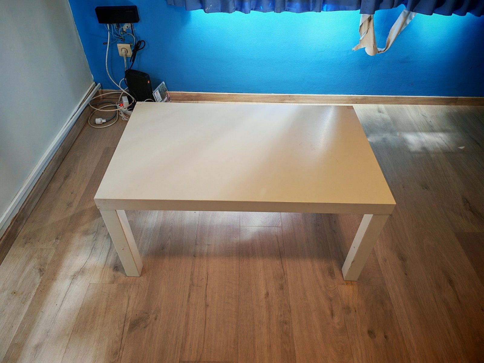 Salontafel met ontbrekende onderplank, Huis en Inrichting, Ophalen