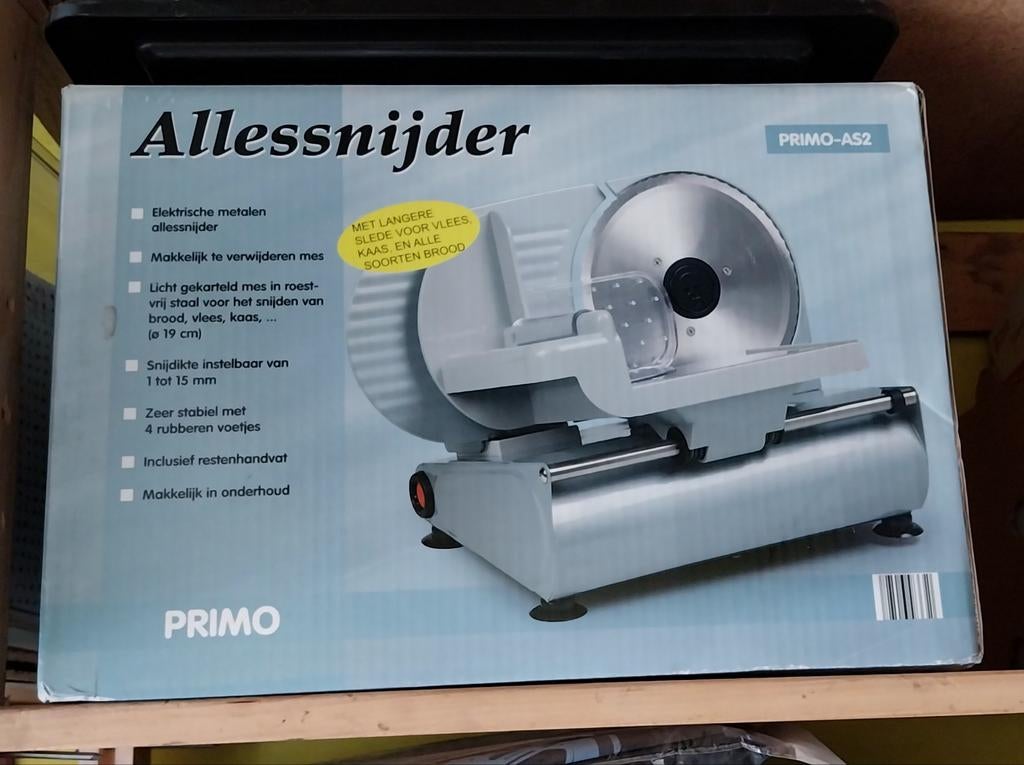 Allessnijder, Ophalen