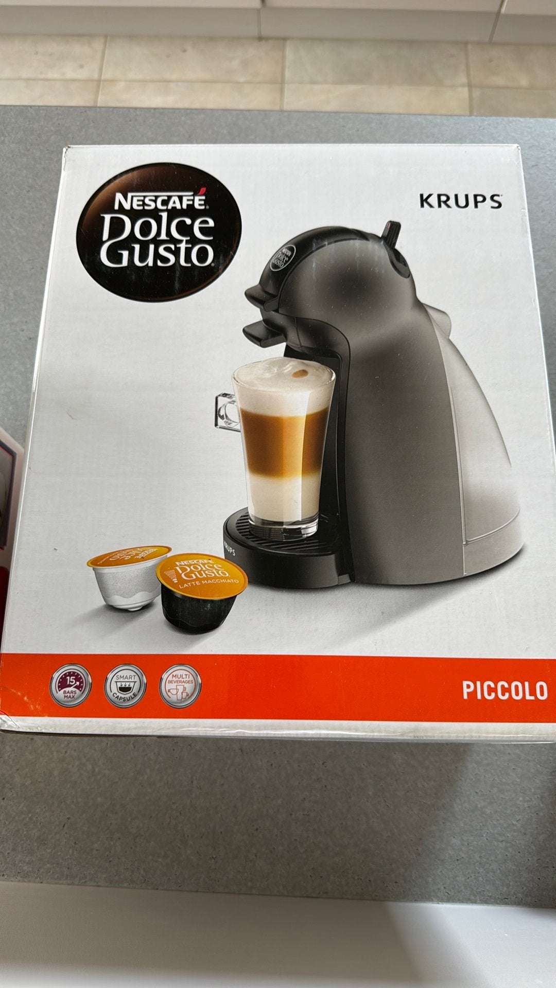 Nescafé Dolce Gusto piccolo, Electroménager, Neuf, Réservoir d'eau amovible, Dosettes et capsules de café, Enlèvement