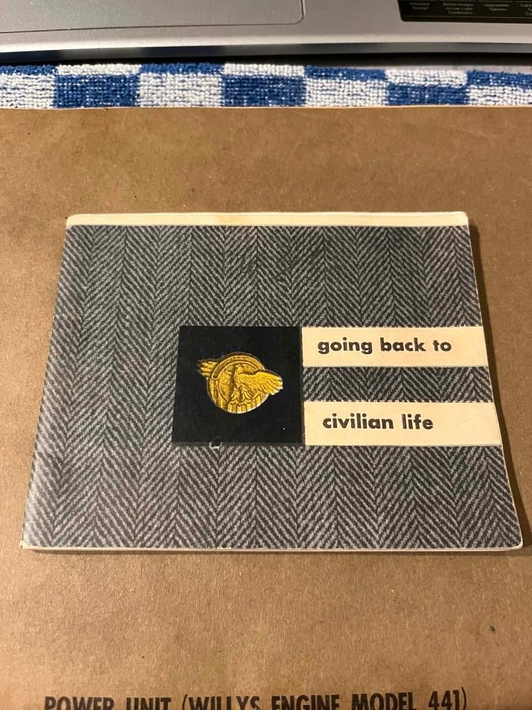 Revenir à la vie civile pendant la Seconde Guerre mondiale, Enlèvement ou Envoi, Armée de terre, Livre ou Revue