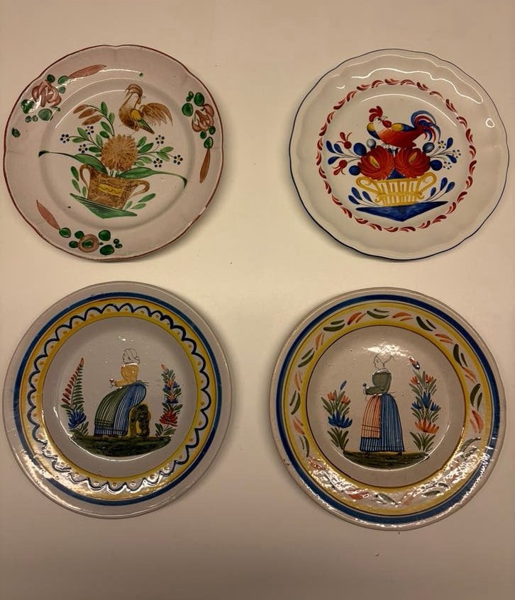 Ensemble de 4 assiettes anciennes, Antiquités & Art, Enlèvement ou Envoi