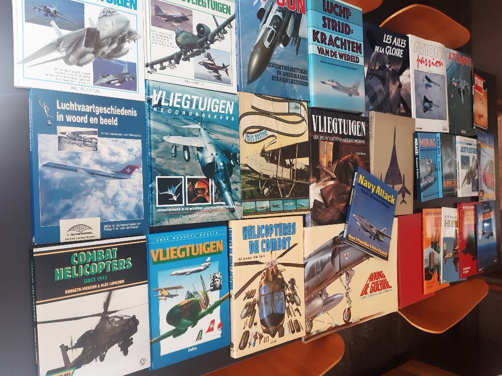 livres militaires, Enlèvement ou Envoi, Neuf