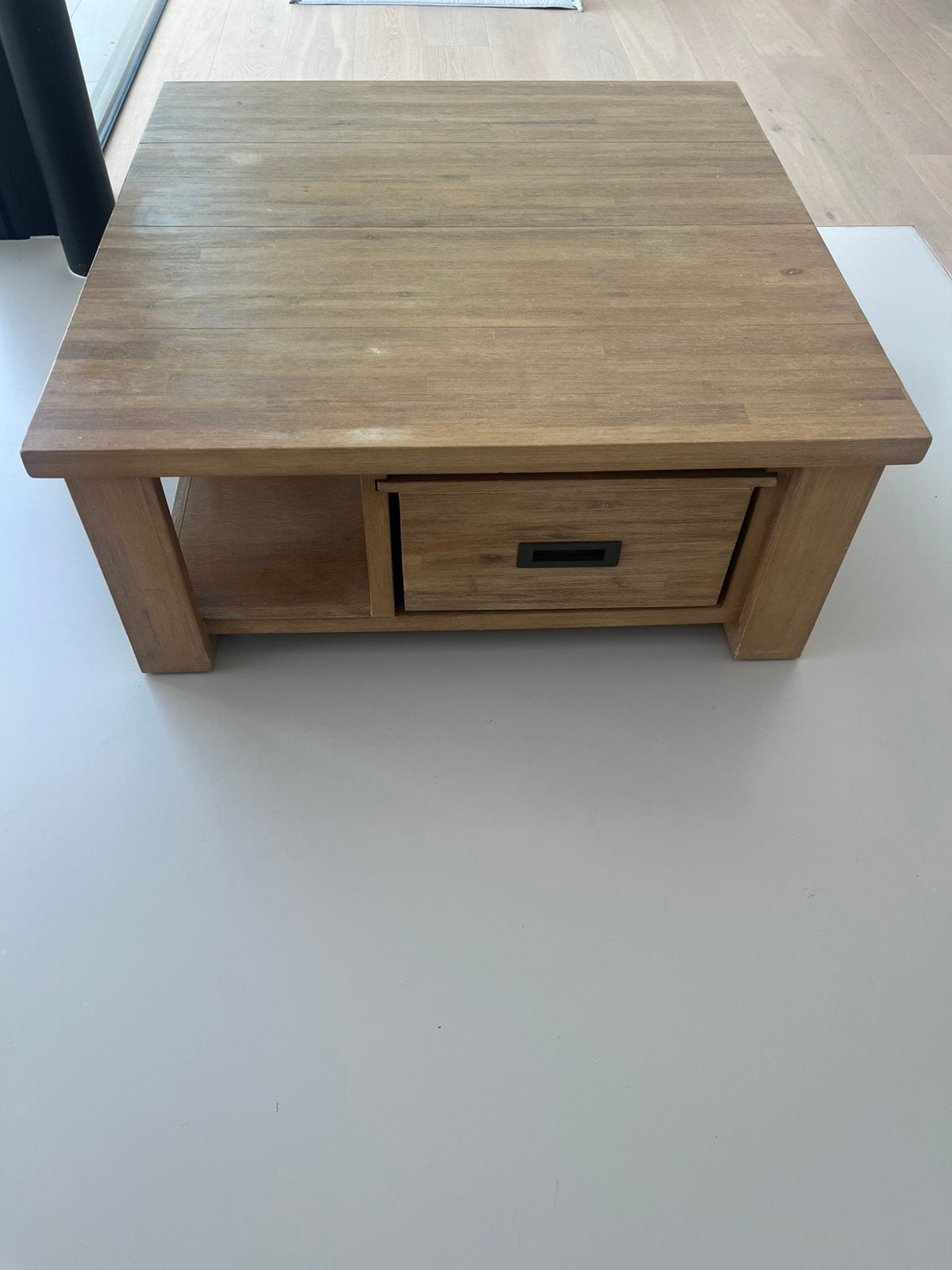 Koffietafel met karakter, Huis en Inrichting, Tafels | Salontafels, Ophalen, Zo goed als nieuw