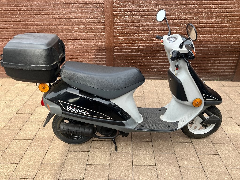 Honda Vision Met-In AF22, Autres modèles, 0 vitesses, 49 cm³, Classe B (45 km/h)