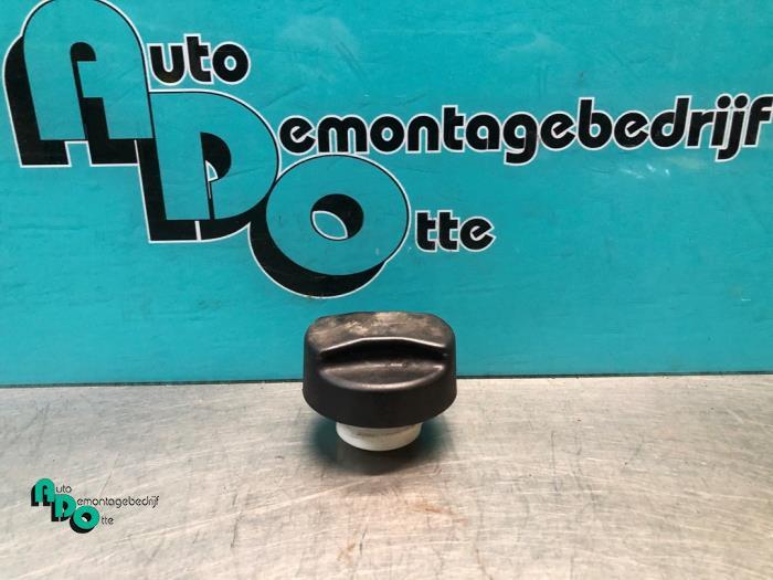 Bouchon réservoir d'un Opel Corsa (Corsa C 00-) (Z157), -, Opel, 3 mois de garantie, Utilisé