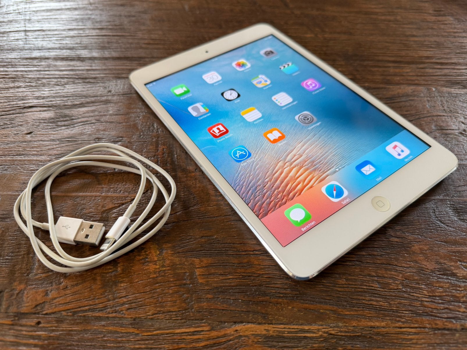 Zo goed als nieuwe Apple iPad Mini 1 16GB WiFi met laadkabel, Computers en Software, Wit, 8 inch, Ophalen of Verzenden, Zo goed als nieuw