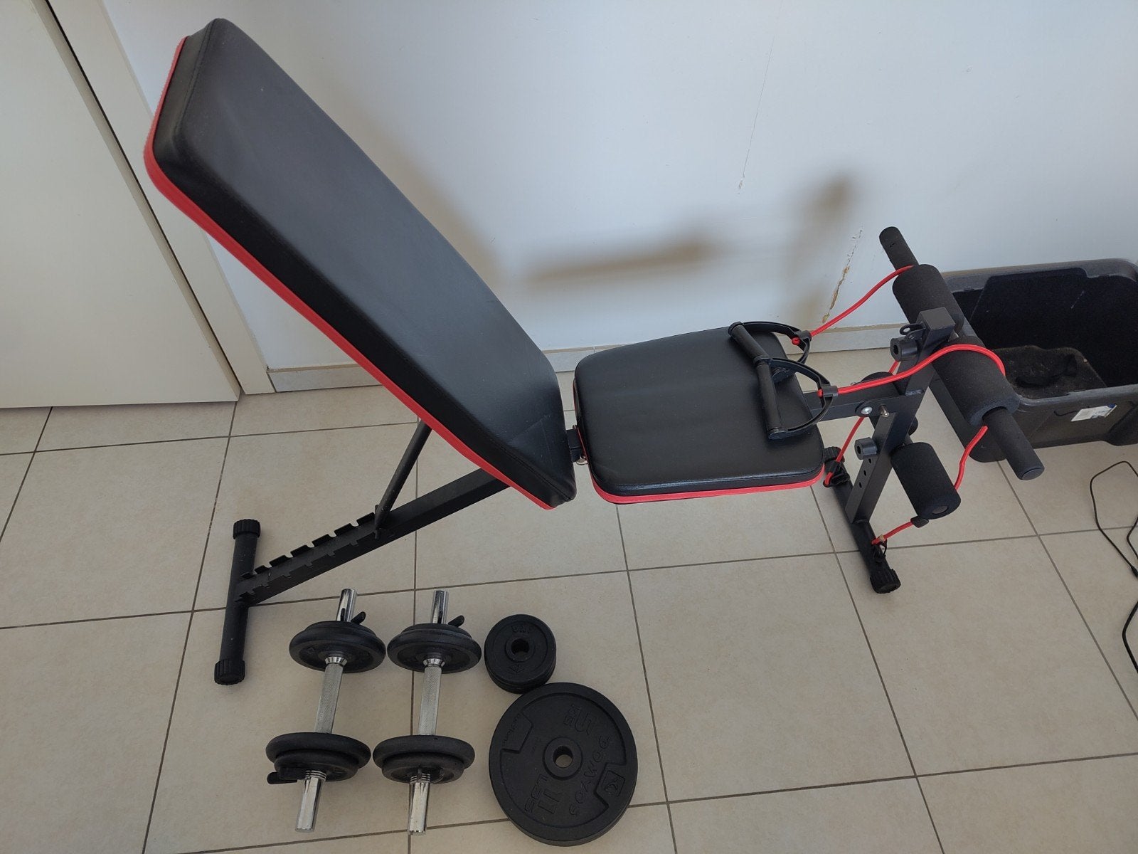 Banc de musculation pliable avec haltères et poids, Enlèvement, Utilisé, Pectoraux