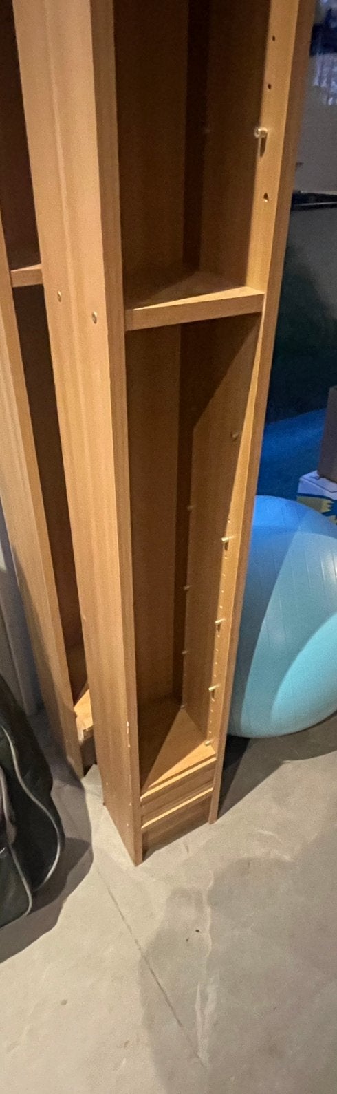 Cd kast, Huis en Inrichting, Ophalen, 150 discs of meer, Zo goed als nieuw, Cd's