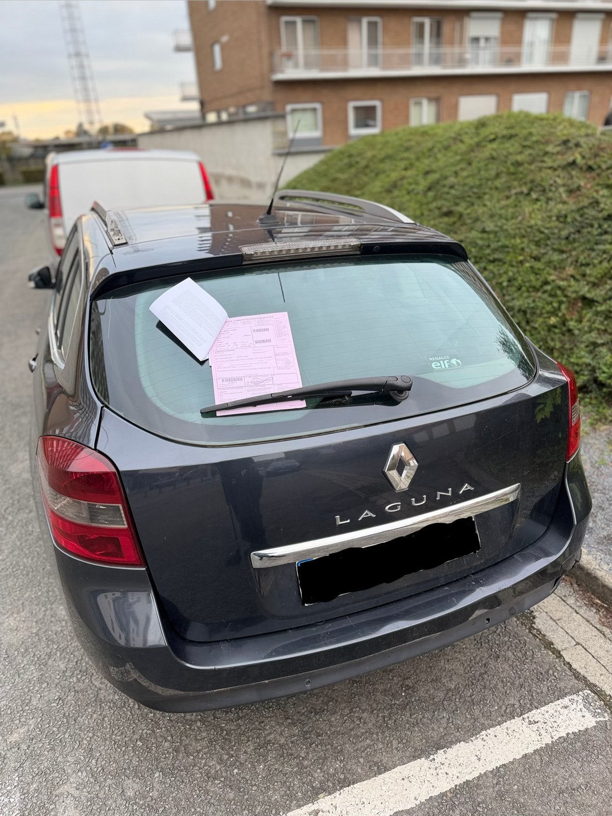 Renault Prête à immatricule, Laguna, Achat, Boîte manuelle, 5 portes