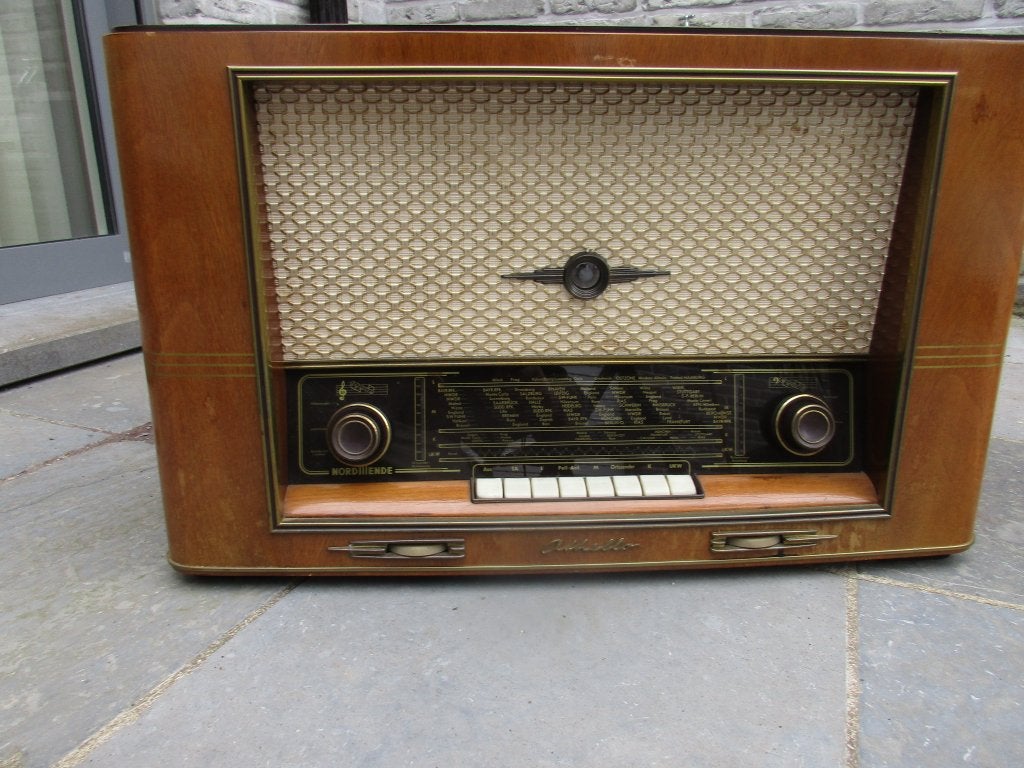 oude radio northmende othello, Ophalen, Radio