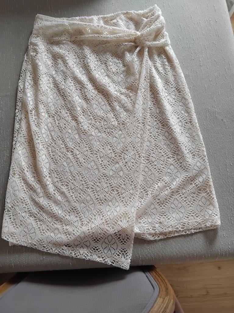 jupes, Enlèvement, Taille 42/44 (L)