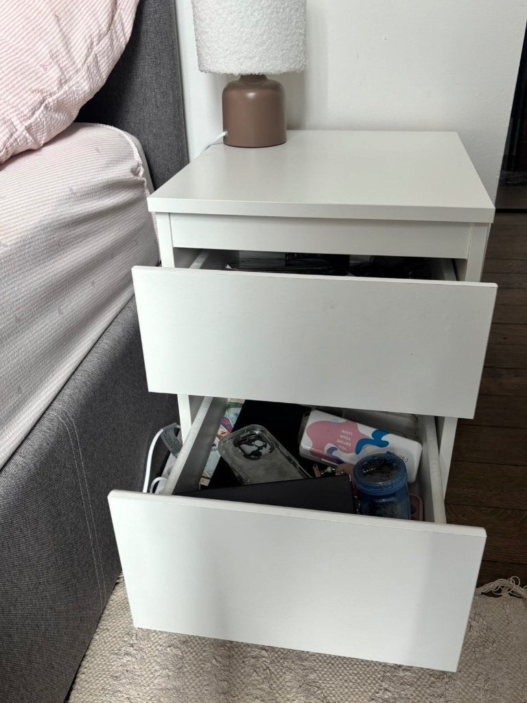 Table de chevet, Maison & Meubles, Enlèvement, Comme neuf, Moins de 45 cm, Moins de 55 cm