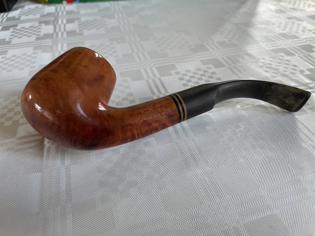 pipe à tabac, Collections, Enlèvement
