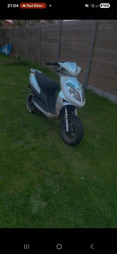 Scooter procject gezocht 2t of 4, Enlèvement