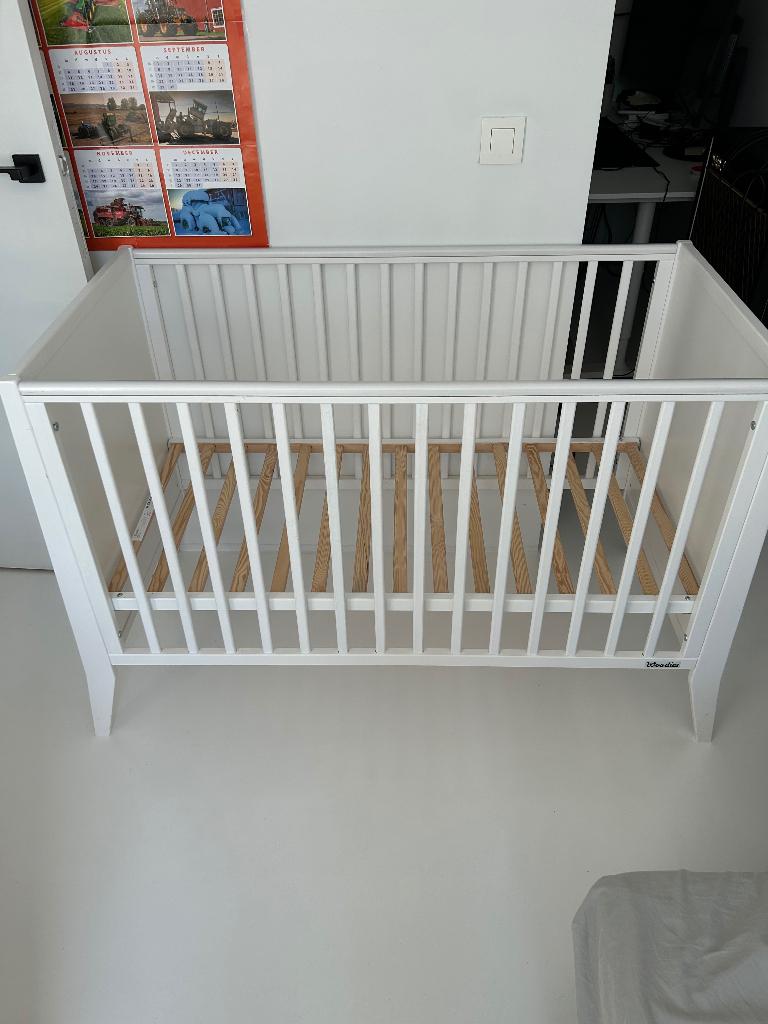 Kinderbedje Woodies, Kinderen en Baby's, Ophalen, Zo goed als nieuw, Ledikant