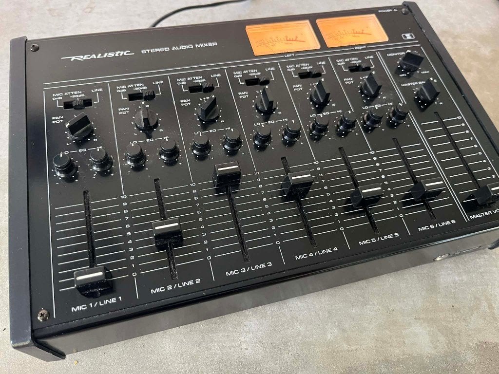 Realistic Stereo Audio mixer, Audio, Tv en Foto, Versterkers en Ontvangers, Ophalen of Verzenden, Gebruikt, Stereo, Overige merken