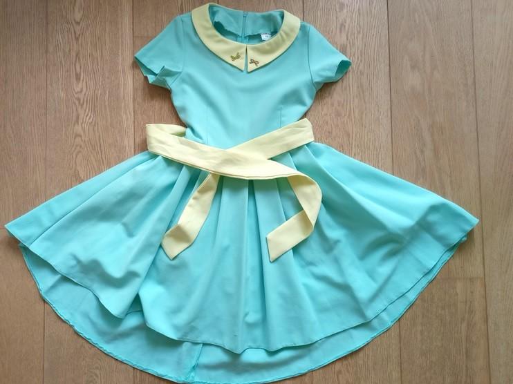 robe d' été fille - taille 140 (10 ans), Enfants & Bébés, Vêtements enfant | Taille 140, Enlèvement, Utilisé, Fille
