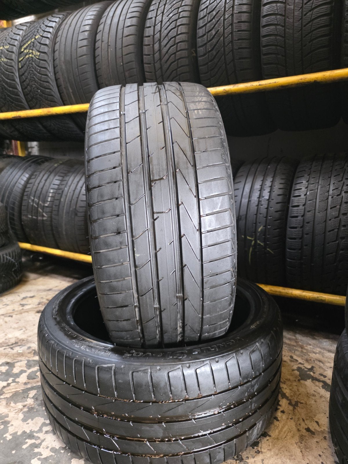 255 35 19 hankook avec montage et équilibrage, Enlèvement
