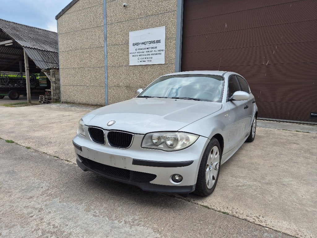 BMW 116i /Airco/Benzine, 1 Reeks, https://public.car-pass.be/vhr/62d21c58-fd67-4ad3-b25c-25fda5a79469, Particulier, ABS