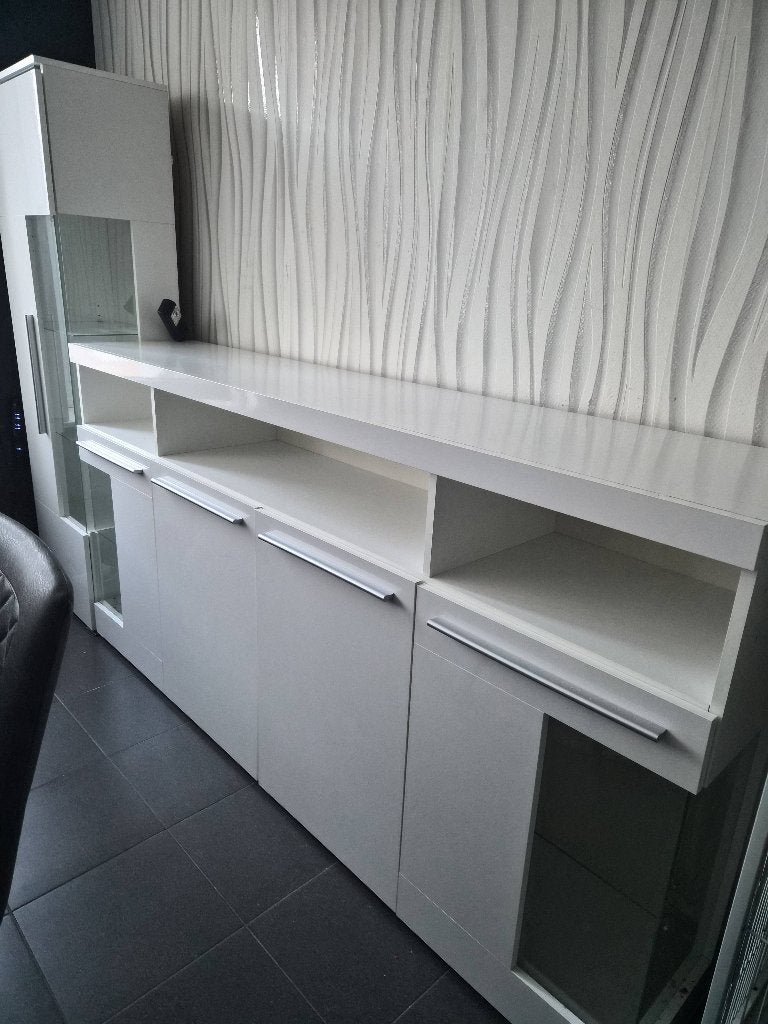 Vitrine et buffet 25 euros, Ophalen, Gebruikt, 150 tot 200 cm, 150 tot 200 cm