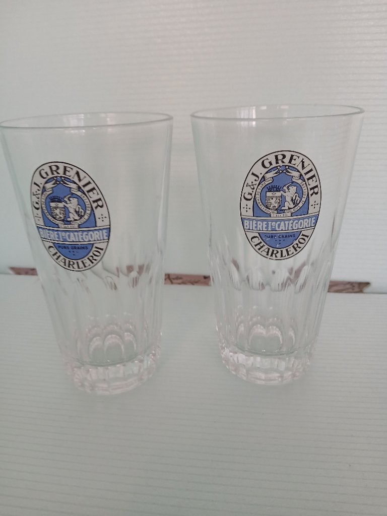 Deux anciens verres 33 cl C&J GRENIER, Collections, Marques de bière, Enlèvement ou Envoi, Comme neuf, Verre ou Verres, Autres marques