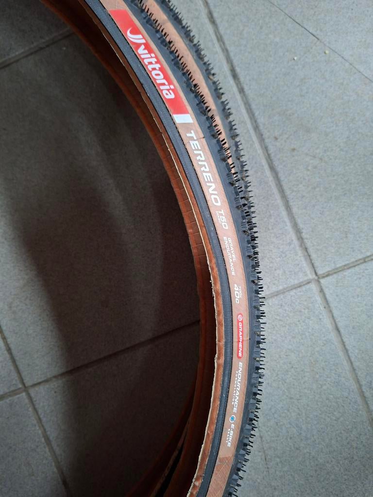 2 x gravelband vittoria terreno T50 endurance, Ophalen