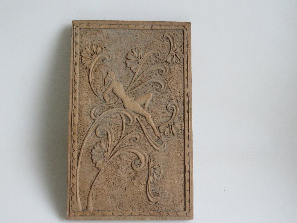 Panneau sculpté femme avec fleurs, Enlèvement ou Envoi