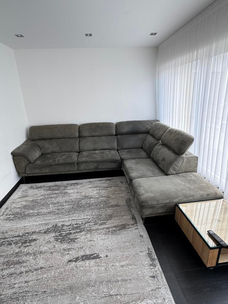 Moderne hoekzetel van H&H, Ophalen, Gebruikt