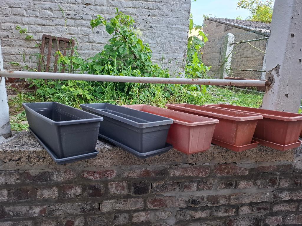 Jardinière, Moins de 30 cm, Synthétique, Enlèvement, Utilisé