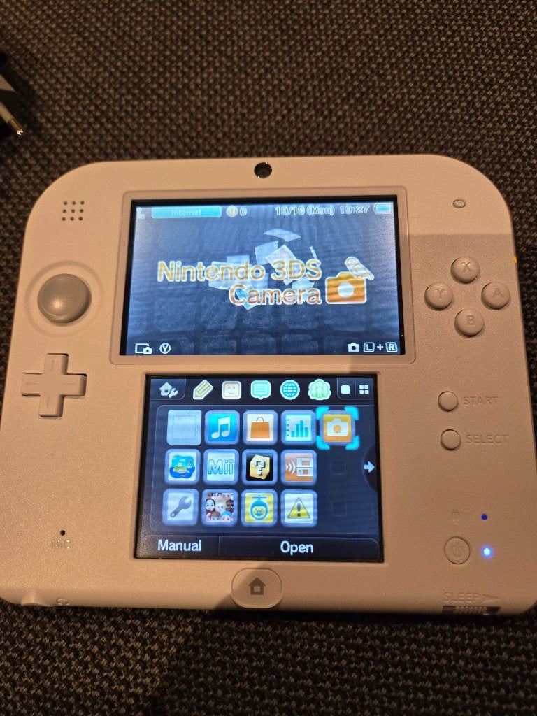 Nintendo 2DS Tomodachi Life boxed, Consoles de jeu & Jeux vidéo, Neuf, Enlèvement ou Envoi, 2DS, Blanc