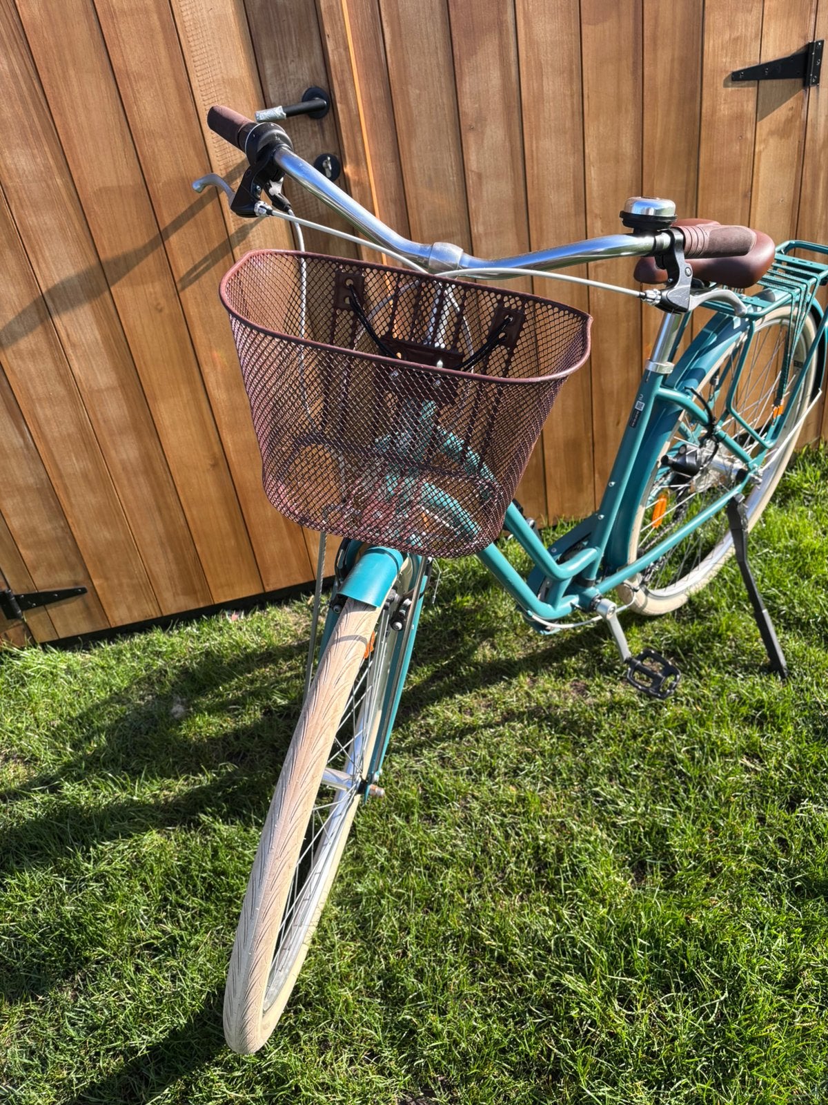 Retro fiets dames, Fietsen en Brommers, Fietsen | Dames | Omafietsen, Ophalen, Zo goed als nieuw, Versnellingen